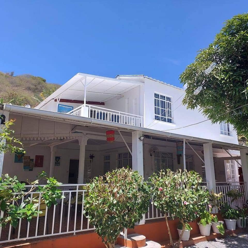 Ohana Guest House Port Mathurin Luaran gambar